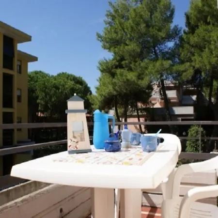 Lejlighed Flat With Private Parking In