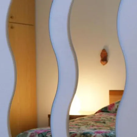 Comfortable Flat In * 비비오네